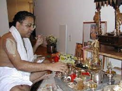 Advantages of doing puja at home!